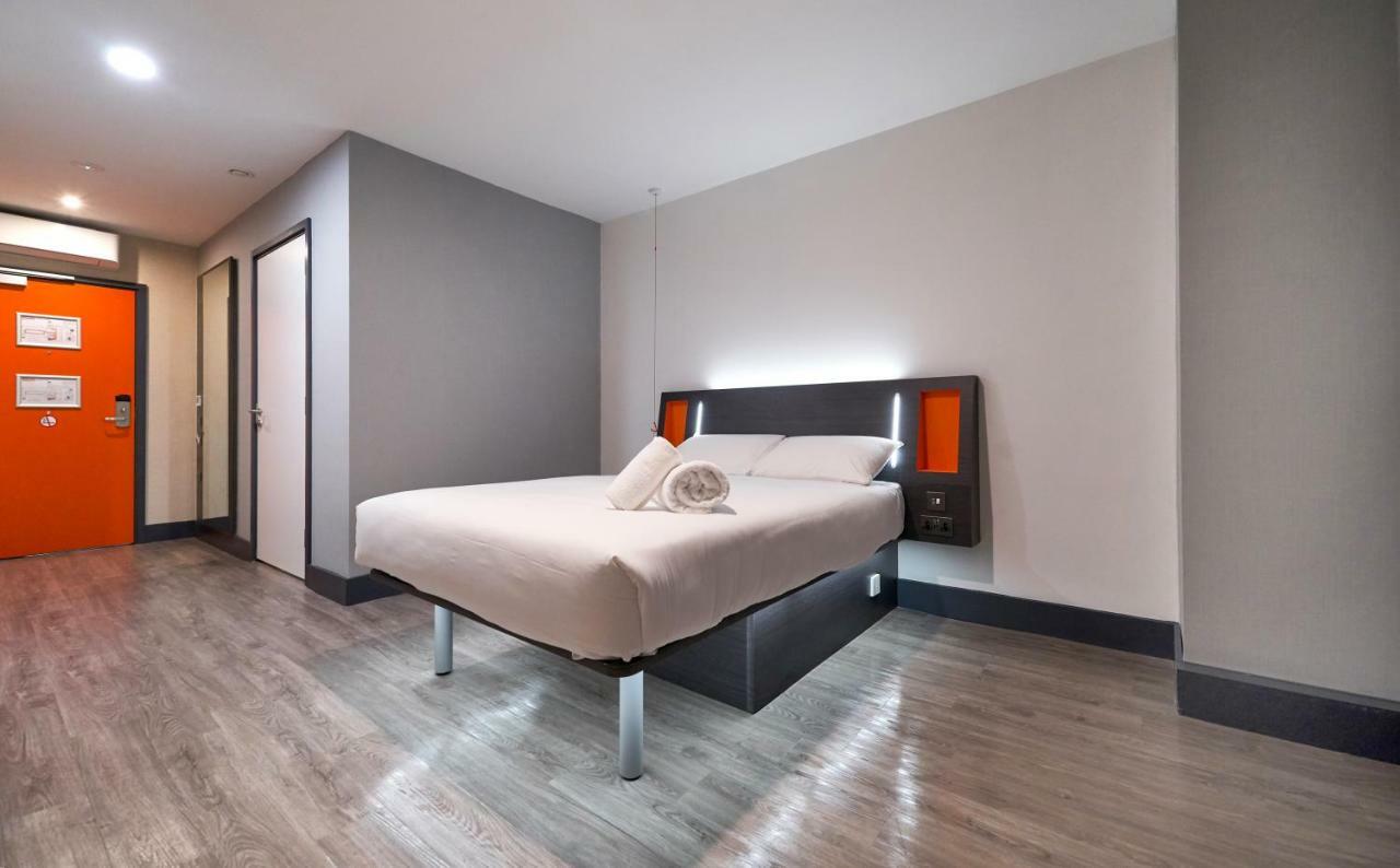 Easyhotel מילטון קינס מראה חיצוני תמונה